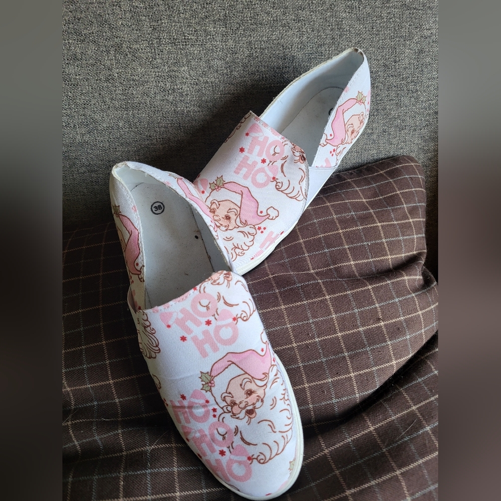 Lady's cute Christmas shoes